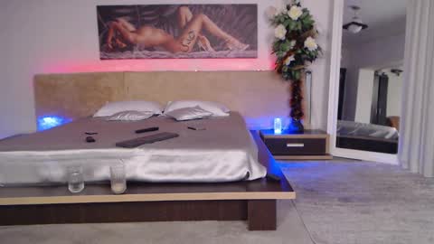 Hallie online show from 12.08.24