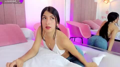 Jeen  online show from 10.15.25