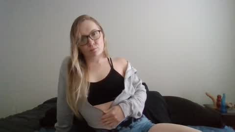 Snapshot of sensualmichelle chatting on 07.31.26 sensualmichelle online show from 07.31.26