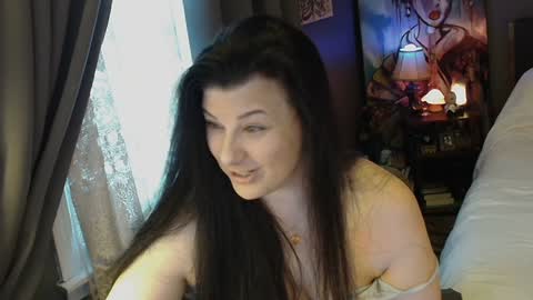 Snapshot of sentfrmheaven chatting on 01.09.25 Tara online show from 01.09.25