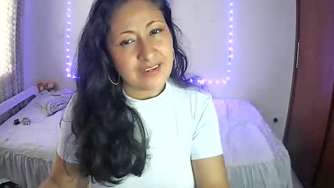senthix  heyy promo en OnlyFans aprovecha 85 descuento online show from 12.19.24
