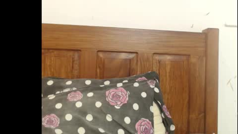 Snapshot of sera_booty chatting on 02.25.26 Anne online show from 02.25.26