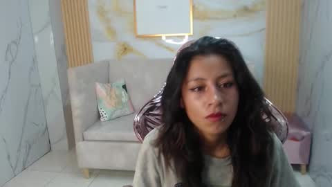 serabella_s online show from 11.27.25