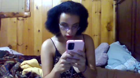 Snapshot of seraphina_sapphire chatting on 08.02.26 seraphina_sapphire online show from 08.02.26
