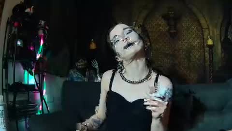 Seraphin Munster online show from 10.29.25