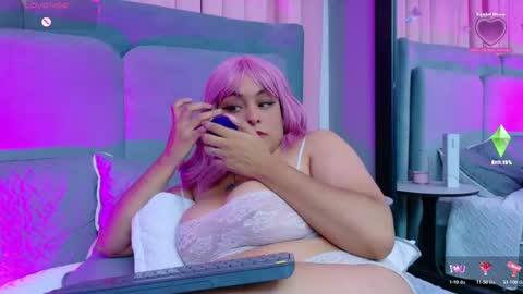 Snapshot of serena_15 chatting on 09.23.25 Serena online show from 09.23.25