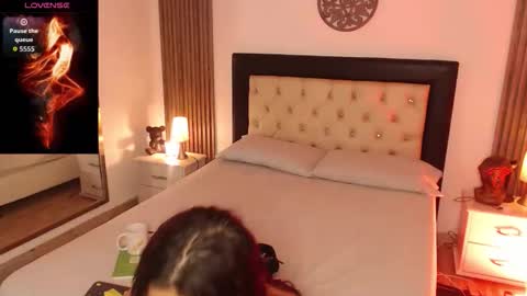 Snapshot of serena_houstonn chatting on 10.03.25 Serena online show from 10.03.25