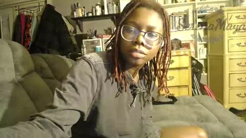 Serena Maya online show from 01.20.25