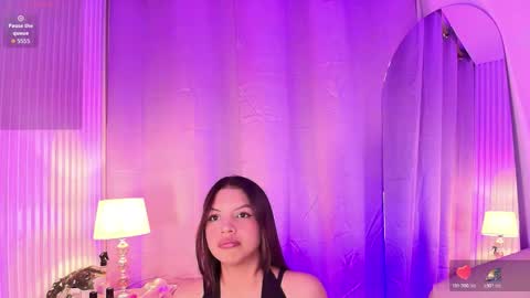 Snapshot of serena_woodsen_ chatting on 11.30.25 Serena Schedule 7am to 2pm Col online show from 11.30.25