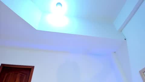 serenaaveline online show from 09.18.25