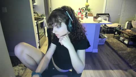 serenabastille online show from 04.27.26