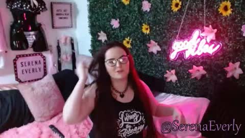 Serena Everly online show from 09.28.25