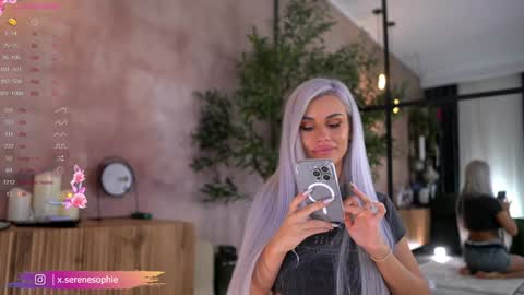 Serene Sophiex online show from 09.19.25