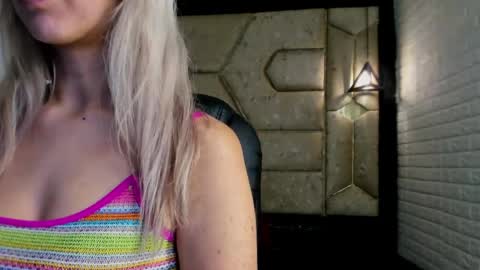 Serene online show from 04.11.26