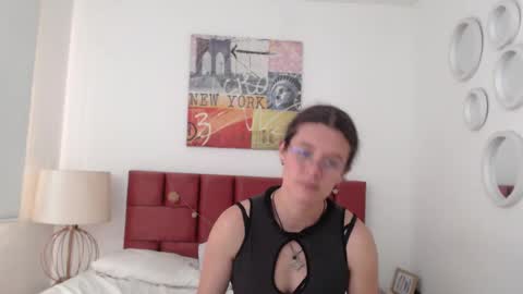 sereneclarks_ online show from 12.27.24