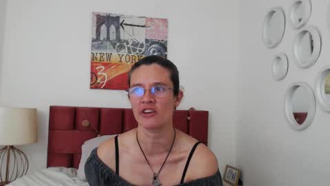 sereneclarks_ online show from 12.30.24