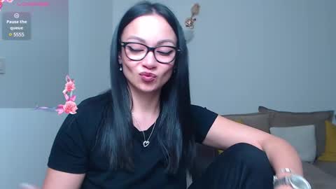 SereneSophi online show from 02.28.25