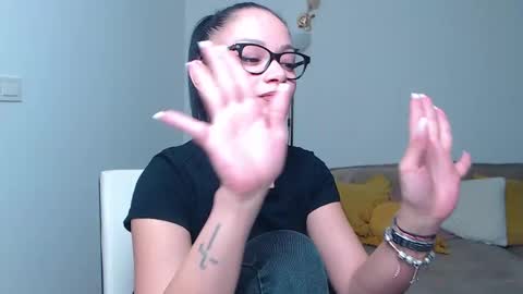 SereneSophi online show from 03.05.25