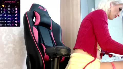 serenexx  your MILF online show from 12.20.24