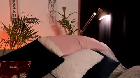Snapshot of serenity_day chatting on 01.16.25 Serenity online show from 01.16.25