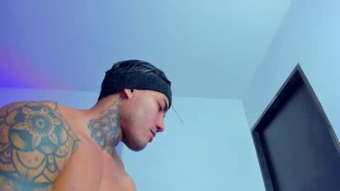 Snapshot of sergio__ferrer chatting on 10.17.25 SERGIO FERRER online show from 10.17.25