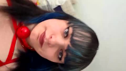 serrashadow69 online show from 11.18.25