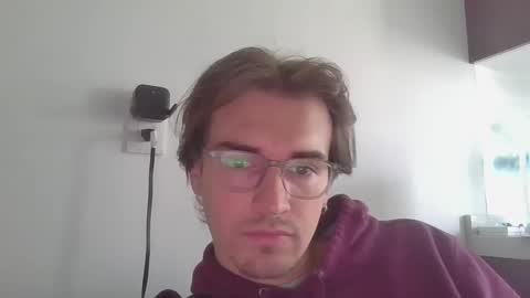 Snapshot of servandomier chatting on 02.24.26 mier online show from 02.24.26