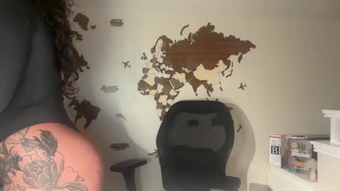 servegoddesszara online show from 11.12.25