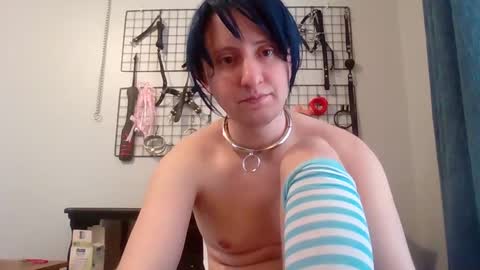 Snapshot of servilesarah chatting on 02.11.25 Servile Sarah online show from 02.11.25