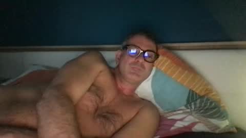 sesamechris92 online show from 10.19.25