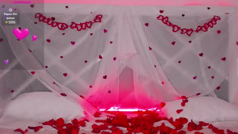 seshattt online show from 02.14.25