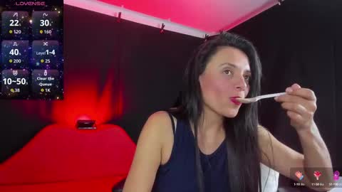 Snapshot of sesymilf chatting on 09.27.25 LUCERO online show from 09.27.25