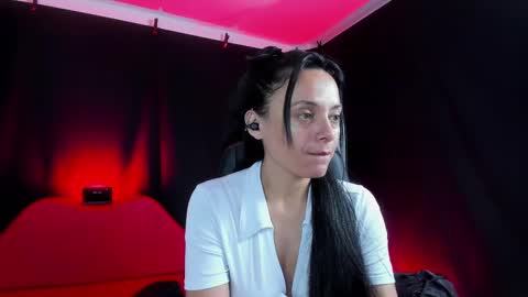 Snapshot of sesymilf chatting on 10.05.25 LUCERO online show from 10.05.25