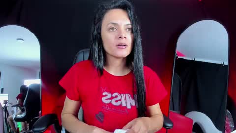 Snapshot of sesymilf chatting on 11.01.25 LUCERO online show from 11.01.25