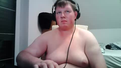 Snapshot of setcuna chatting on 05.17.26 setcuna online show from 05.17.26
