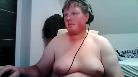 Snapshot of setcuna chatting on 05.22.26 setcuna online show from 05.22.26