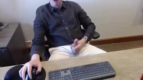 Snapshot of sethdoza chatting on 04.27.26 sethdoza online show from 04.27.26