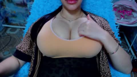 Snapshot of seu_cute chatting on 09.20.25 seu_cute online show from 09.20.25