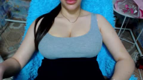 Snapshot of seu_cute chatting on 11.12.25 seu_cute online show from 11.12.25