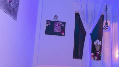 Snapshot of seven7xis chatting on 09.18.25 Alexis online show from 09.18.25