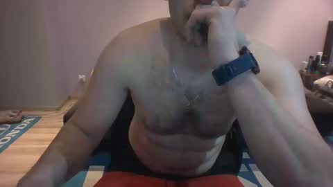 Snapshot of sewek101 chatting on 03.02.25 Sewerin online show from 03.02.25