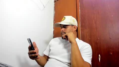 sex_playdoh02 online show from 03.03.26