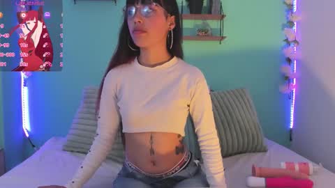 Snapshot of sex_rouse chatting on 10.22.25 Rouse  online show from 10.22.25