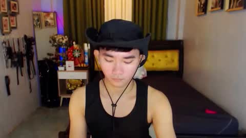 sexandroid1016 online show from 11.26.25