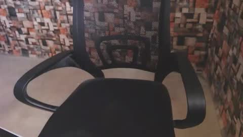 arnold online show from 10.04.25