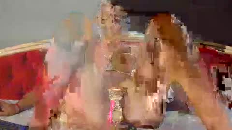 Snapshot of sexbomb6t9 chatting on 01.05.25 SEX BOMB 6T9 online show from 01.05.25