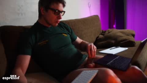 Snapshot of sexespresso chatting on 02.14.25 Thank you for Birthday Wishes online show from 02.14.25