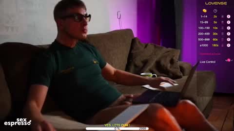 Snapshot of sexespresso chatting on 09.26.25 Thank you for Birthday Wishes online show from 09.26.25