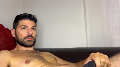 Snapshot of sexfriendch chatting on 09.23.25 Lucenzo  online show from 09.23.25