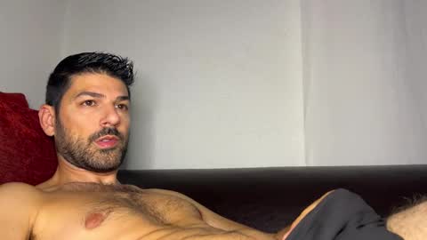 Snapshot of sexfriendch chatting on 09.26.25 Lucenzo  online show from 09.26.25